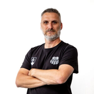 Profilová fotografia PETER MIKLOSOVIC
